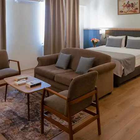 Grand Keskin 3* Ντενιζλί